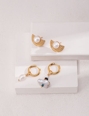 Pearl Earrings (Stud)