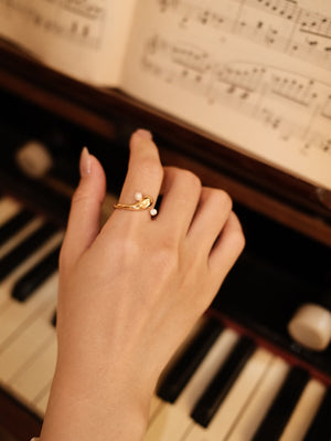 Pearl & Zircon Ring