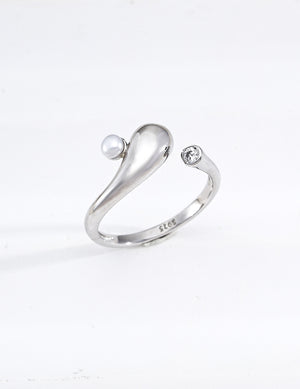 Pearl & Zircon Ring