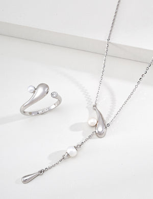 Pearl Droplet Lariat Necklace