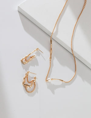 Single Pearl Necklace