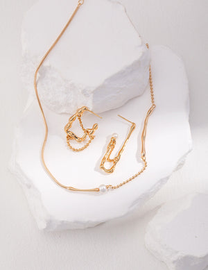 Single Pearl Necklace